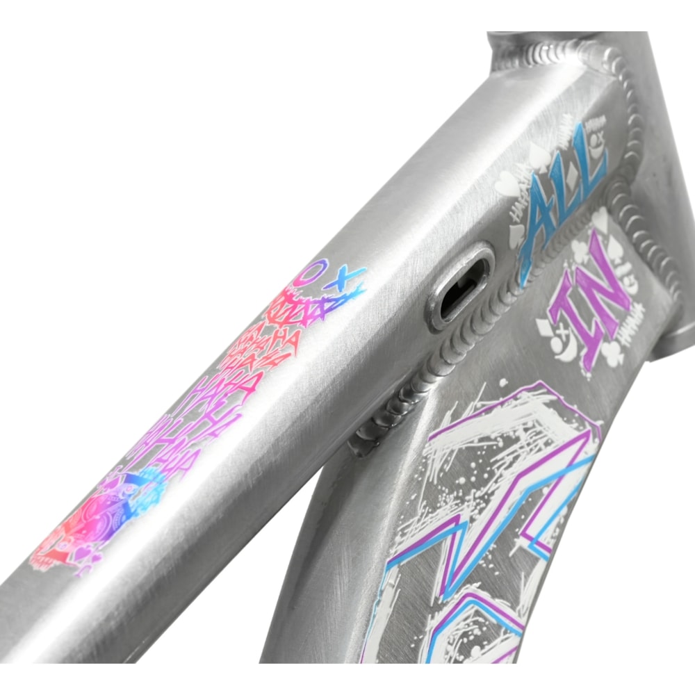 image_84ca3b2a-2e8d-4f8b-b977-82ac8d5ea01e